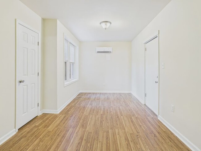 2400 Barton Ave