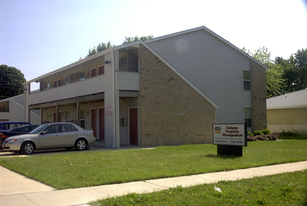 1301 E Harding Dr. Urbana in Urbana, IL - Building Photo