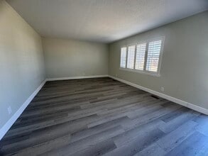 9904 Willow Cove Rd SE in Huntsville, AL - Building Photo - Building Photo