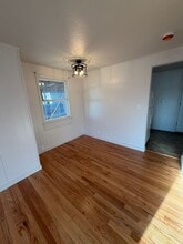 326 N Mattson Dr in Moses Lake, WA - Building Photo - Building Photo