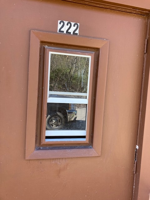 222 Eastwood Dr in Butler, PA - Foto de edificio - Building Photo