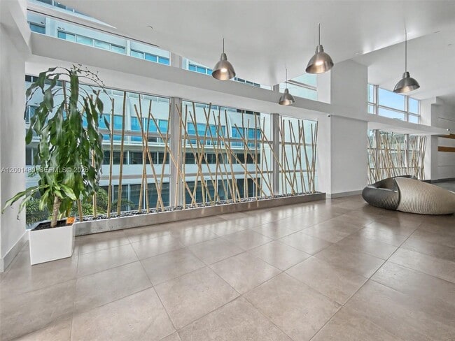 2950 NE 188th St, Unit 435 in Aventura, FL - Foto de edificio - Building Photo