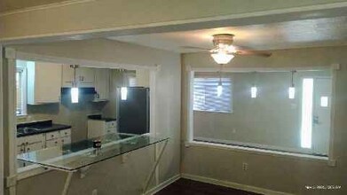 3735 California Ave in Jackson, MS - Foto de edificio - Building Photo