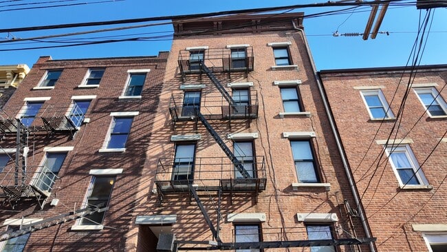 property at 212 Peete St