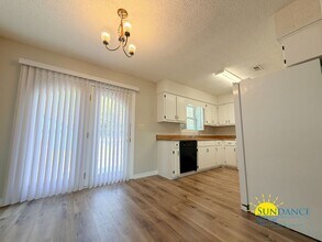 311 Evergreen Dr in Mary Esther, FL - Building Photo - Building Photo