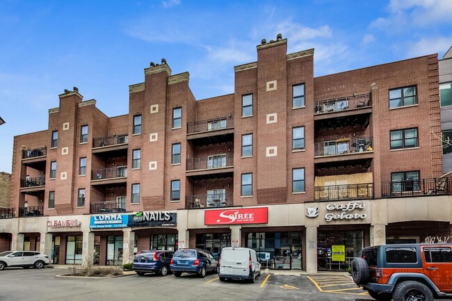 property at 2032 W Division St