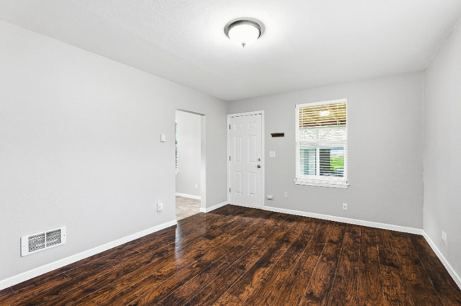 1506-1506 110th St S in Parkland, WA - Foto de edificio - Building Photo