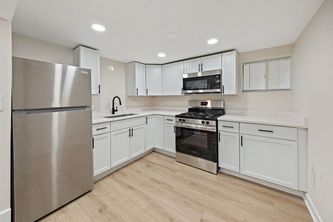 4737 N Kildare Ave in Chicago, IL - Building Photo - Building Photo