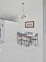 15533 N Miami Lakeway in Miami Lakes, FL - Building Photo