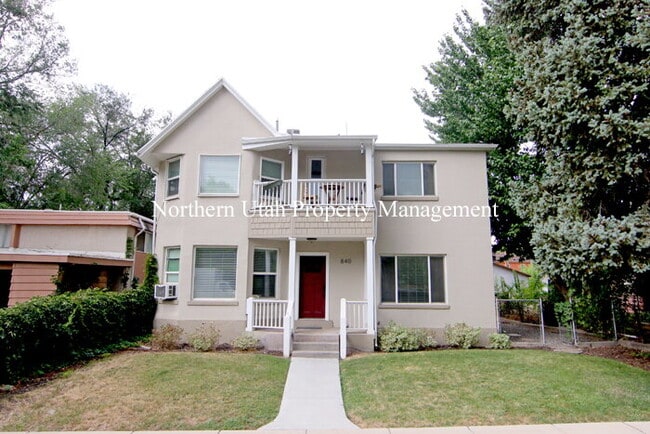 property at 840 Park St.