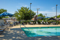 Brentwood Hills Luxury Townhomes in Nashville, TN - Foto de edificio - Building Photo