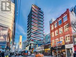 215-2215 Queen St W