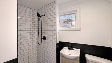 18 Riverside Ave in Westport, CT - Building Photo - Building Photo