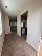 1525 N Asciano Ct in Visalia, CA - Building Photo - Building Photo