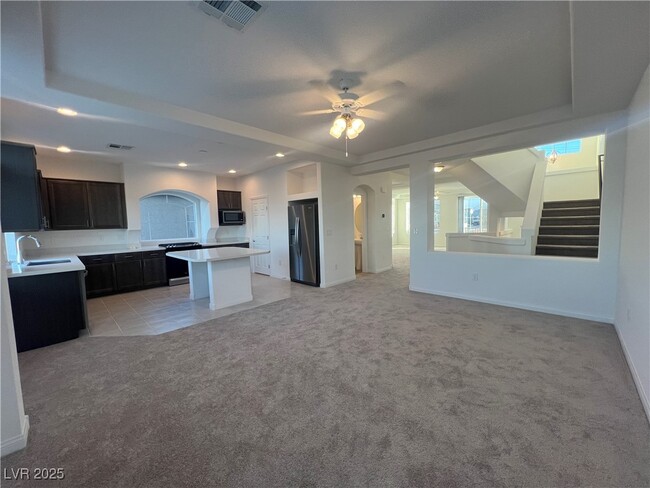 property at 5872 Aurora Gold Ave