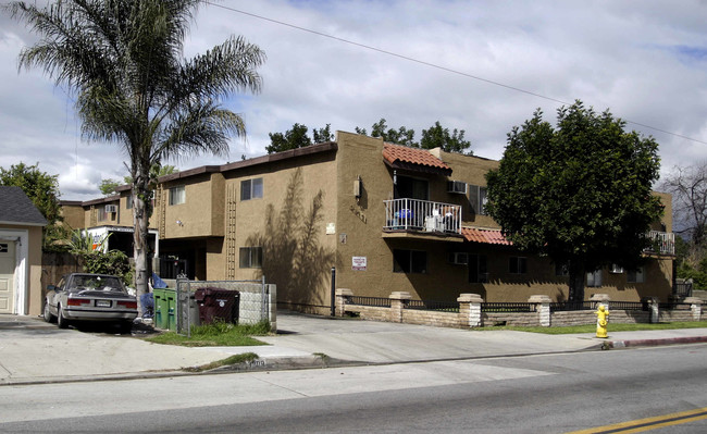 3817 Cogswell Rd in El Monte, CA - Building Photo - Building Photo