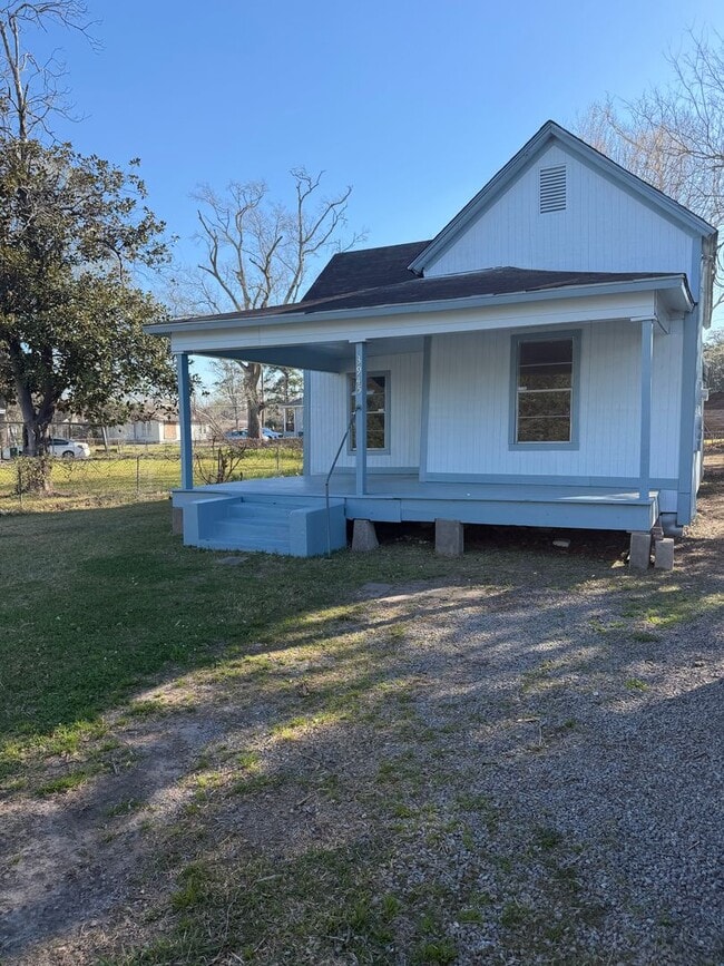 property at 3945 Brandon Ave