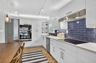 1549 Sandpiper St in Naples, FL - Building Photo - Building Photo