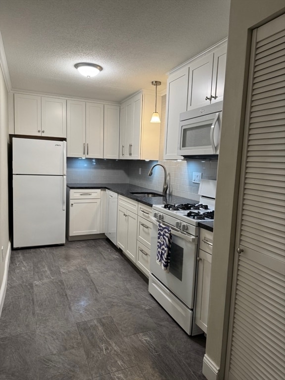 1 Greenbriar Dr in North Reading, MA - Foto de edificio - Building Photo
