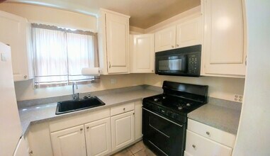 127 Webster St NE in Washington, DC - Building Photo - Building Photo