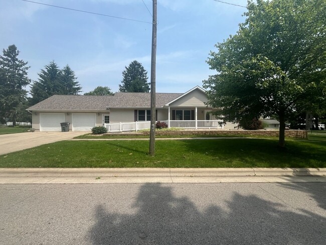 property at 202 W Harrison St