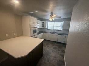 939 E 6th in Ada, OK - Building Photo - Building Photo