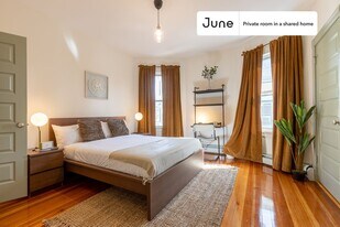 Room in Shared 4 bed/1 bath home in Boston, MA - Building Photo