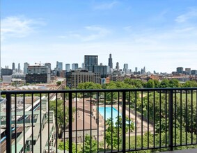 1601 W Lake St in Chicago, IL - Building Photo - Building Photo