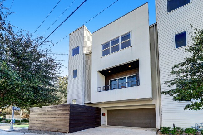 property at 1401 Fairview St