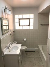 5552 W Edmunds St in Chicago, IL - Building Photo - Building Photo