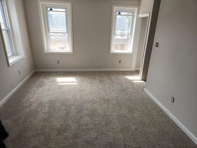 6 W 6th St in Marcus Hook, PA - Foto de edificio