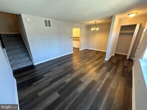 9709 Whiskey Run in Laurel, MD - Building Photo - Building Photo