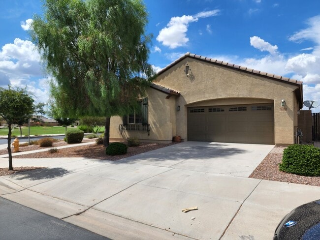 property at 21220 E Creekside Dr