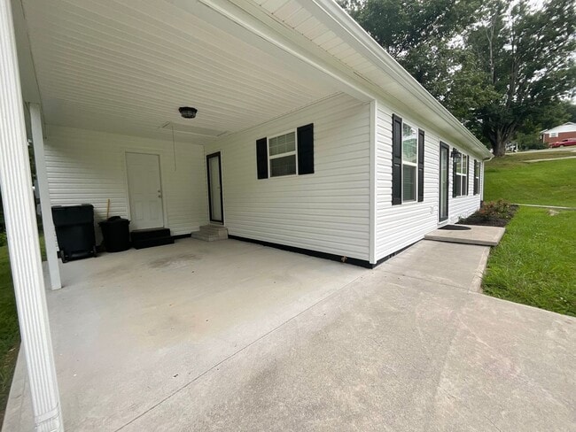 3383 Mill Wheel Rd in Morristown, TN - Building Photo - Building Photo