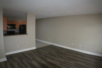 4015 My Lady Ln in Land O Lakes, FL - Building Photo - Building Photo
