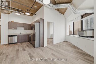 30 Duke St W in Kitchener, ON - Building Photo