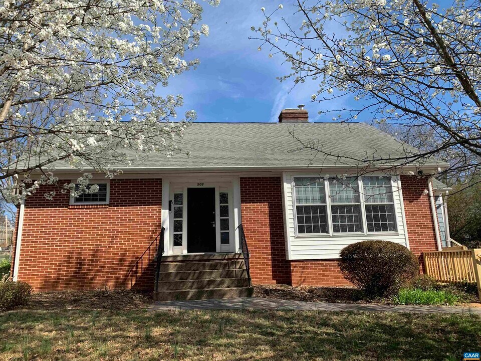 506 Hanover St in Charlottesville, VA - Building Photo