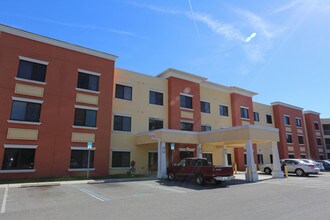 Manor at West Bartow in Bartow, FL - Building Photo - Building Photo