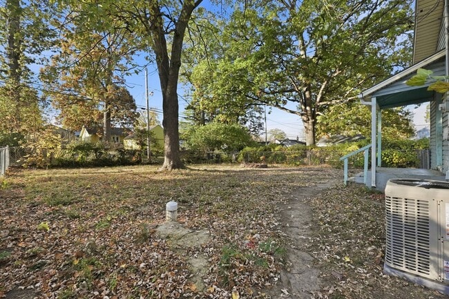 2320 Kenwood Ave in Fort Wayne, IN - Building Photo - Building Photo