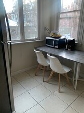 12 Euston St, Unit 2 in Brookline, MA - Building Photo - Building Photo