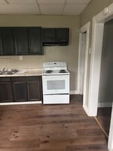 1802 Leishman Ave in New Kensington, PA - Building Photo - Building Photo