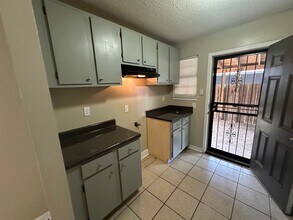 977 Pope St in Memphis, TN - Building Photo - Building Photo