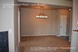 3795 Presidio Point-Unit -Unit #102 in Colorado Springs, CO - Foto de edificio - Building Photo