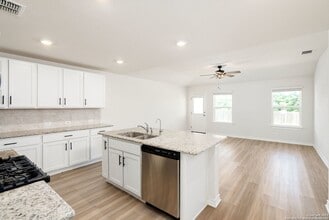 9530 Cord Grass in San Antonio, TX - Building Photo - Building Photo