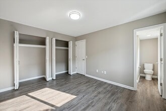 River Birch Village in Toledo, OH - Building Photo - Building Photo