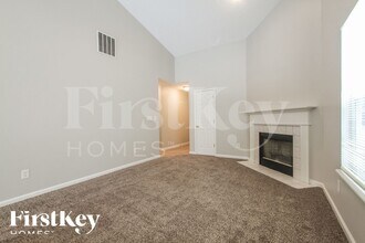 2283 Layton Park Dr in Indianapolis, IN - Building Photo - Building Photo