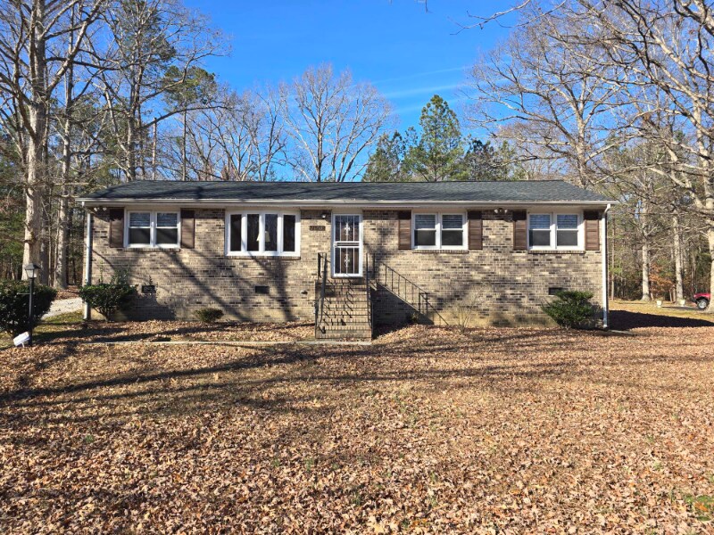 20716 Vernetta Ln in Petersburg, VA - Foto de edificio