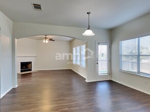 256 Poplarwood Dr in Kyle, TX - Building Photo - Building Photo