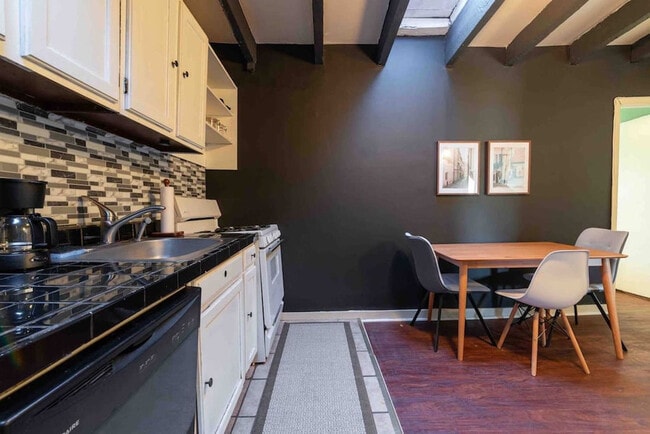 property at 1136 Rodman St