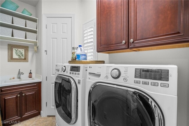 property at 9064 Siesta Bay Dr